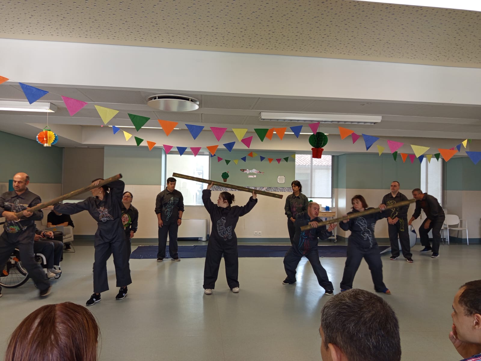 ::DIGRESSÃO DO GRUPO DE TEATRO AS PONTES, COM A PEÇA “VAMOS MULHER”::
